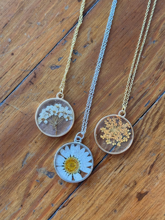 Floral Days Necklace (3 STYLES) - The Dragonfly Boutique