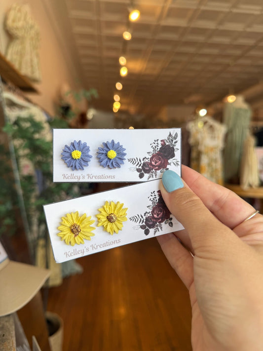 Daisy Studs - 2 Styles - The Dragonfly Boutique