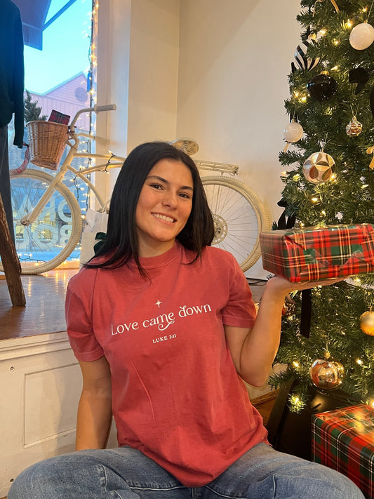 Love Came Down Tee - The Dragonfly Boutique