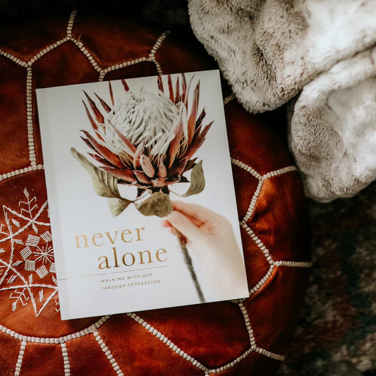 Never Alone Bible Study - The Dragonfly Boutique